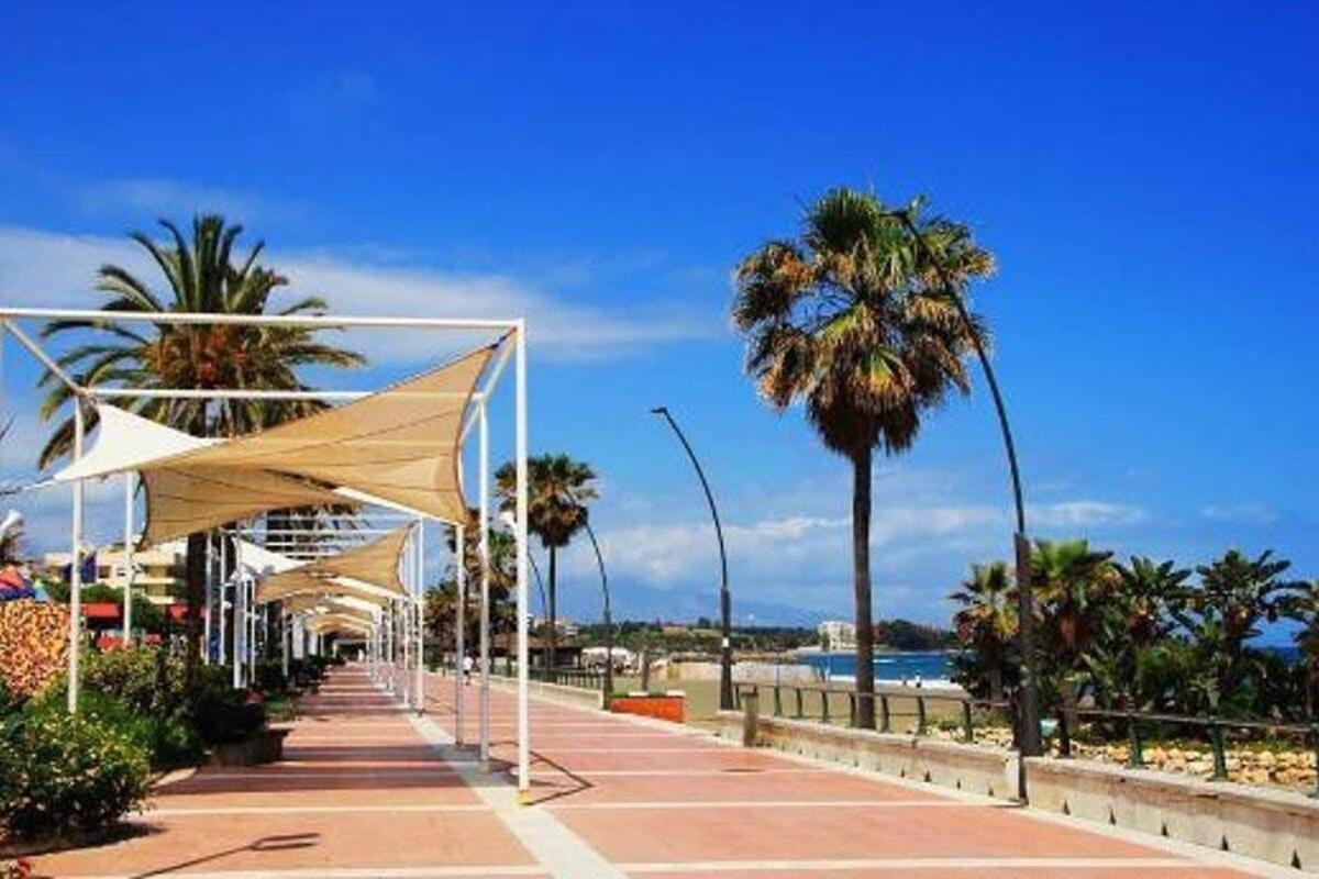 Espectacular Piso En Primera Linea De Playa Estepona Extérieur photo